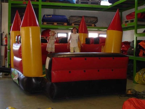 Springkussen Kasteel (rood/geel)